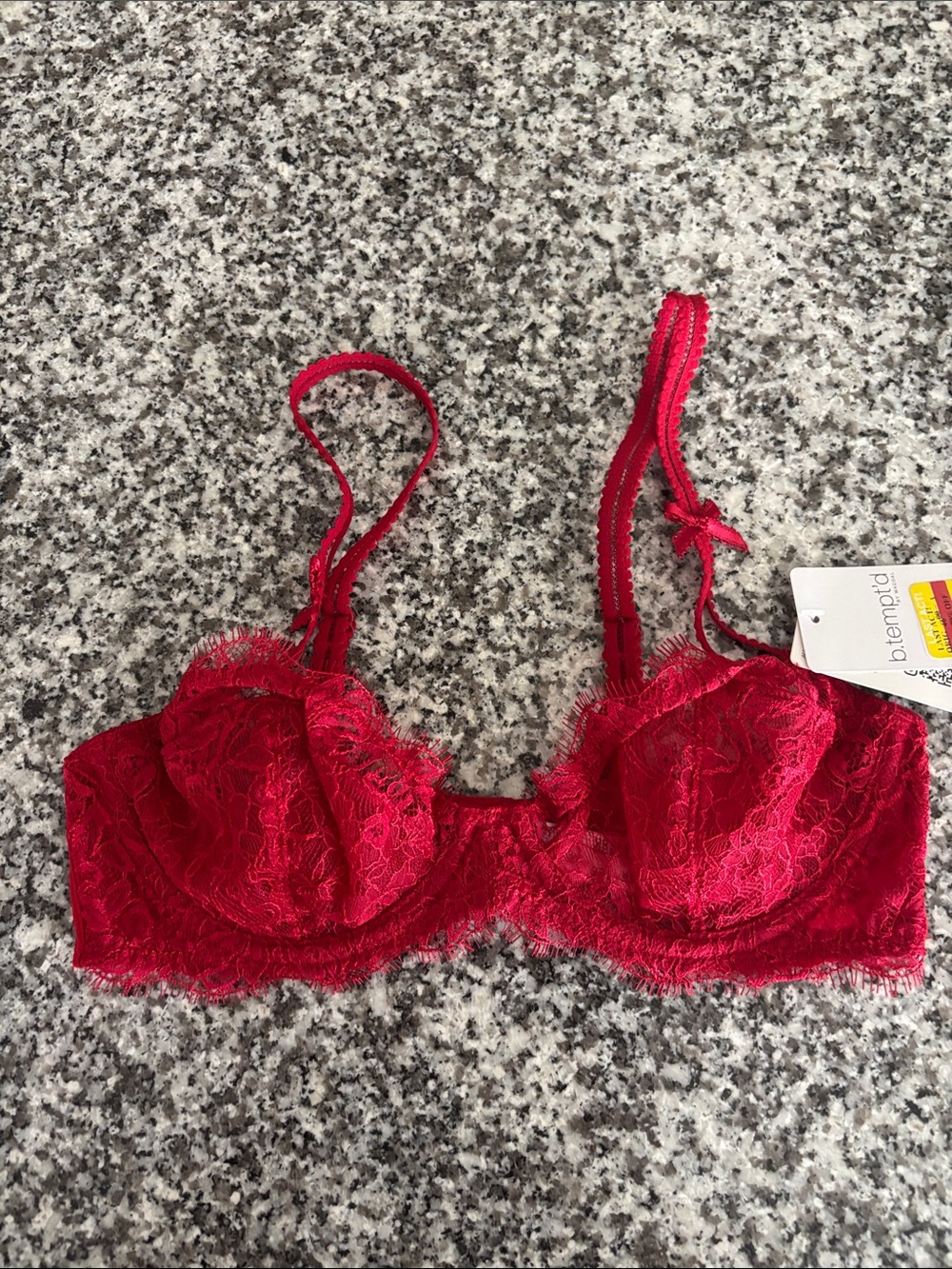 Red Lace Underwire Bra with Delicate Sheer Detail